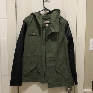 Mossimo green jacket with leather sleeves